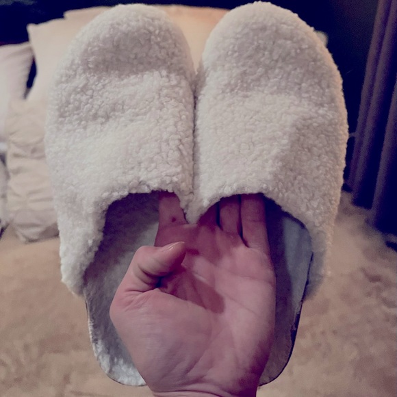 Dream Pairs - like new - White/Cream Birkenstock-like slippers, size 10 - Picture 7 of 8